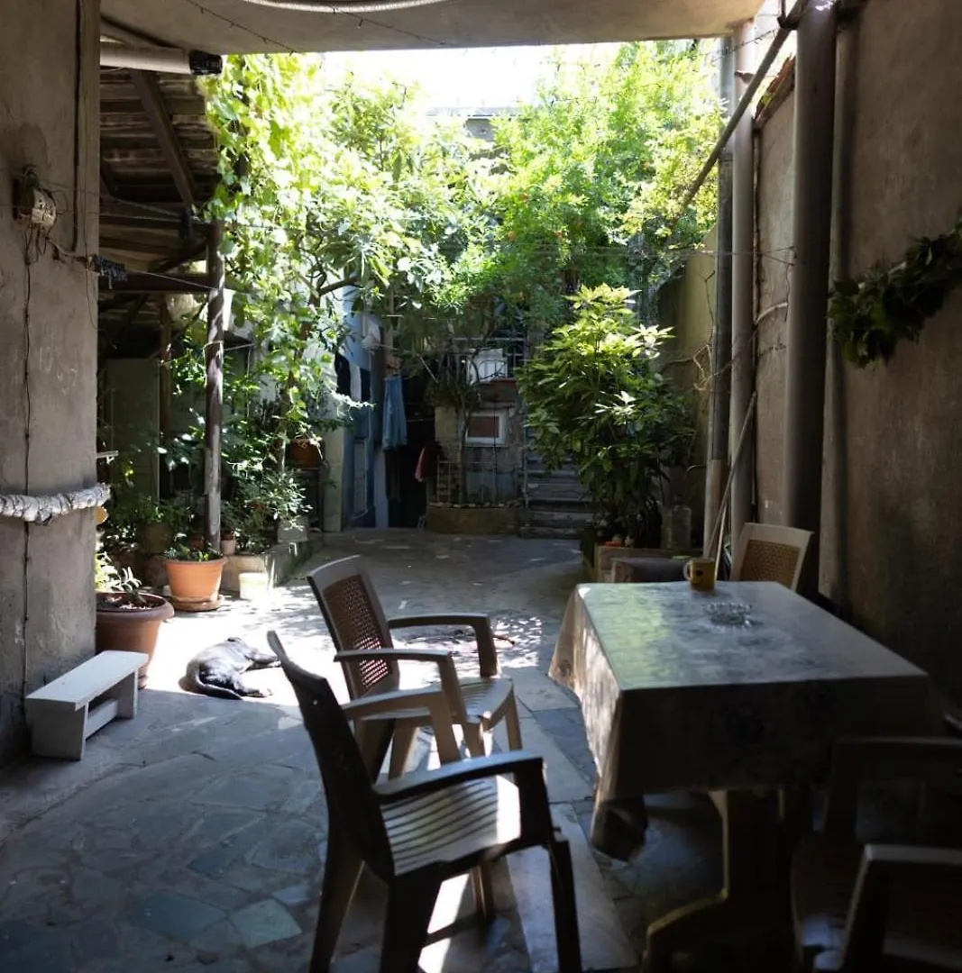 Wine House Hotel Tbilisi 0*,  Georgia